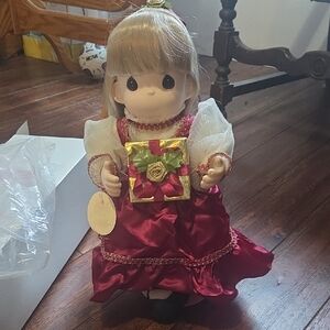 Precious Moments Doll Leah